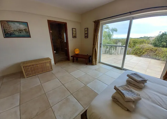 Hideaway * Phrenaros