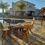 Hideaway * Phrenaros