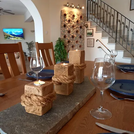 Hideaway Villa *
